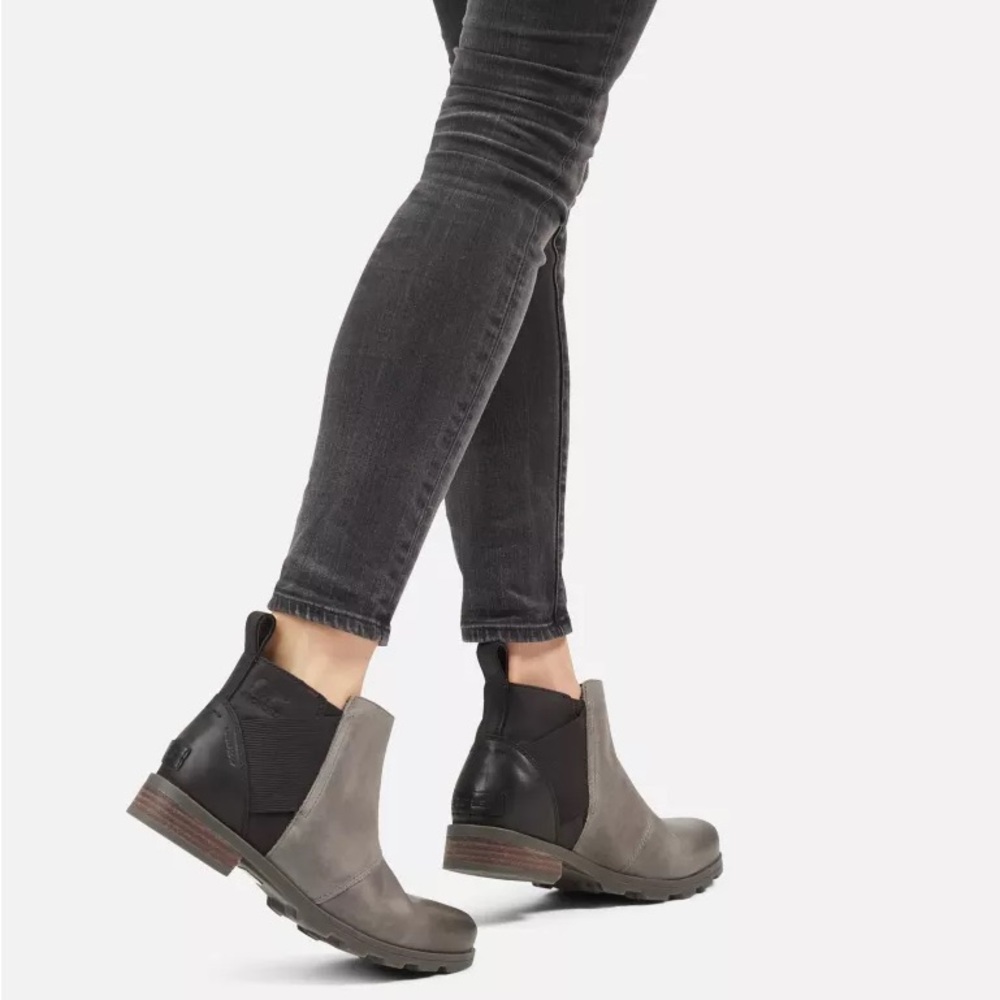 Sorel Emelie Chelsea Ankle Boots